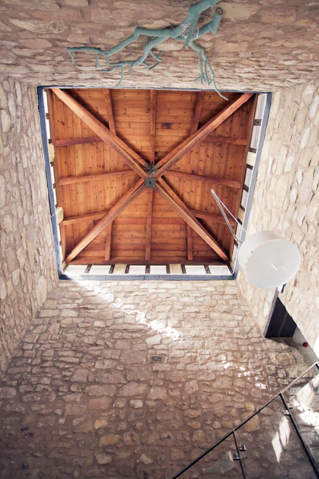 Hotel Restaurante Masia La Torre โมรา เด รูเบียรอส ภายนอก รูปภาพ