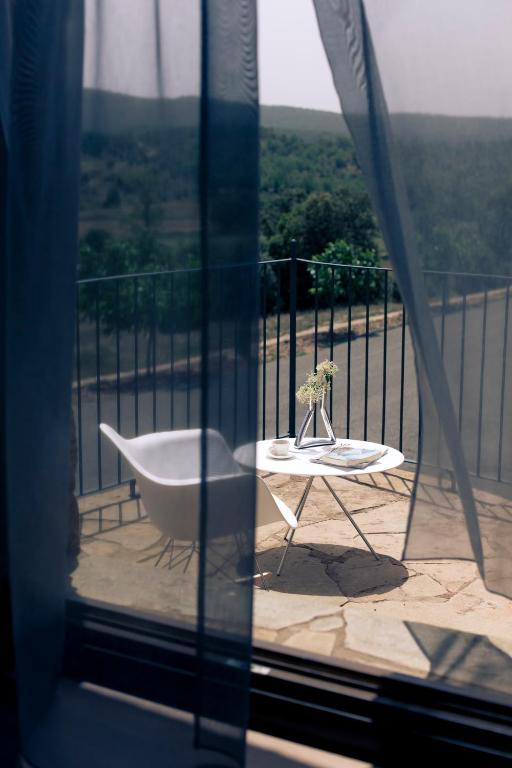 Hotel Restaurante Masia La Torre โมรา เด รูเบียรอส ห้อง รูปภาพ